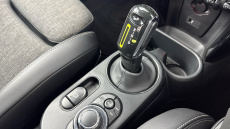 MINI Hatchback 135kW Cooper S Level 2 33kWh 3dr Auto Electric Hatchback